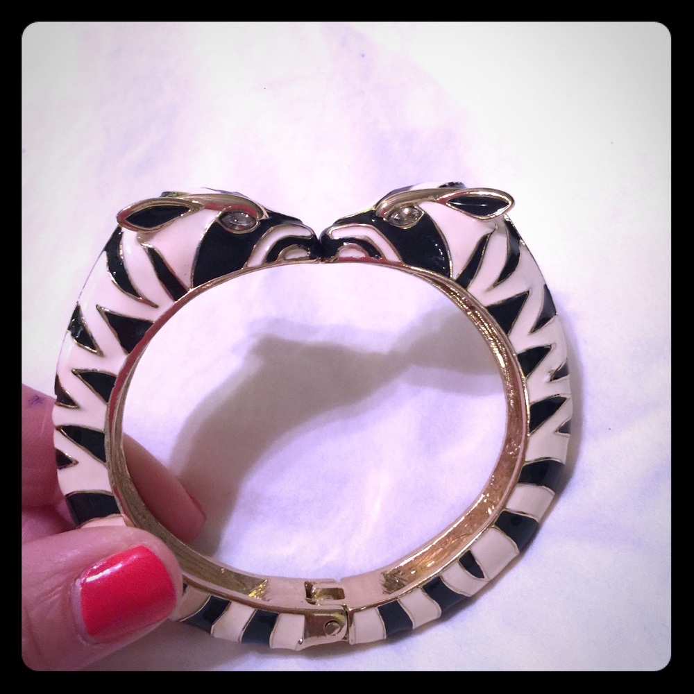 Stella & Dot Black and White Zebra Enamel Hinged Bangle Bracelet